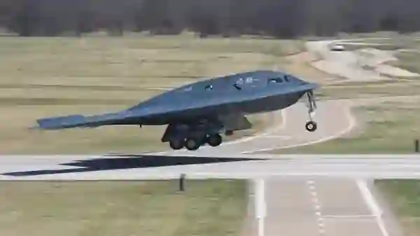 B-2 Stealth Bomber Damaged During Emergency Landing [Photo: The Drive]