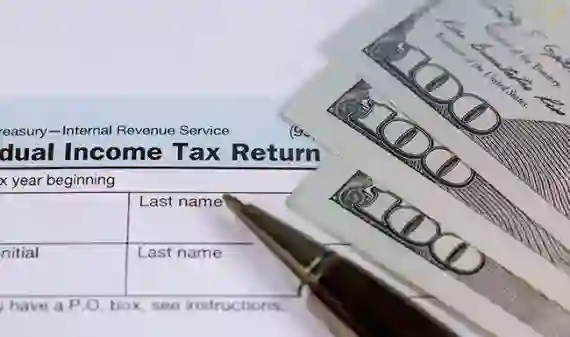 Income Tax Return [Photo: GAO]