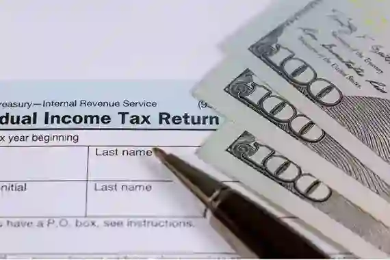 Income Tax Return [Photo: GAO]