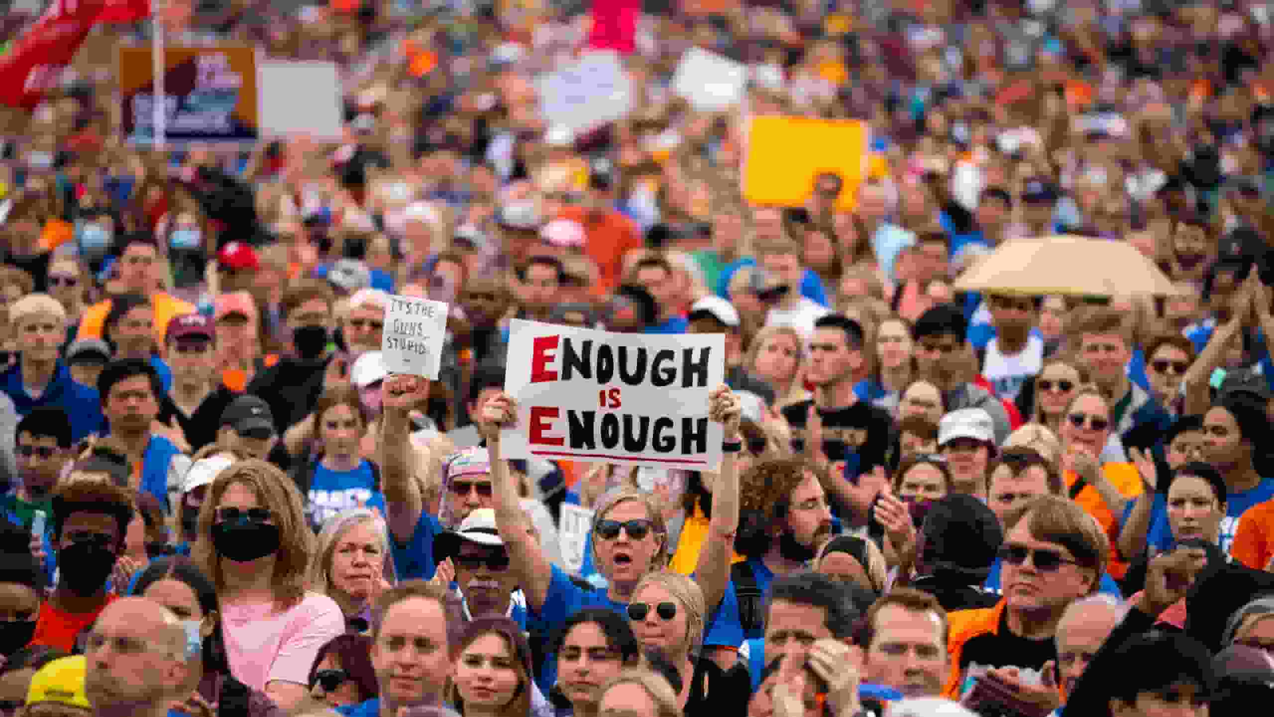 RALLY AGAINTS GUN VIOLENCE [PHOTO: THE NEW YORK TIMES]