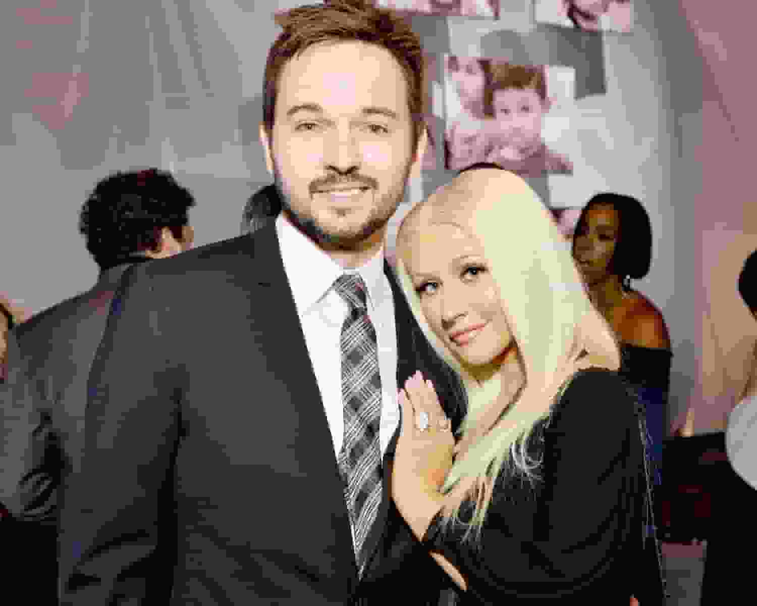 CRISTINA AGUILERA AND MATTHEW AS A PERFECT COUPLE [PHOTO: THE KNOT NEWS]