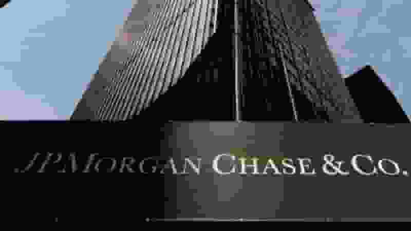 A U.S. judge on Monday granted preliminary approval to JPMorgan's $290 million settlement with women who said Jeffrey Epstein abused them. (Photo: Tele Trader)