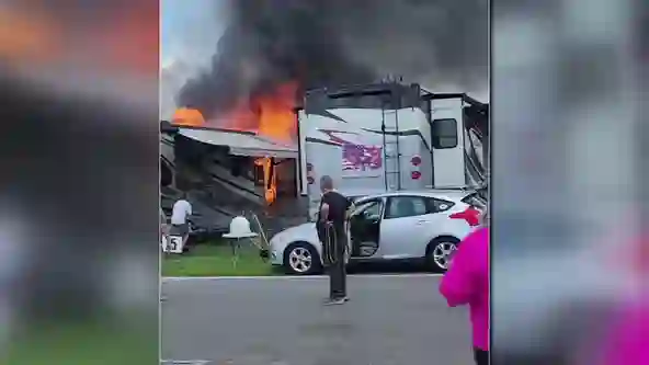 Fire During Dog Show Kills 5 Dogs [Photo: FOX 13 Tampa Bay]