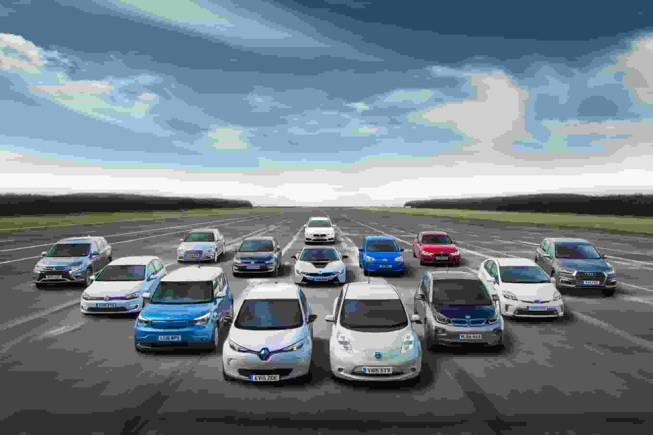 Electric Vehicle Demand Cools Down as Dealerships Turn Away: Here's Why! (Photo: Clean Technica)