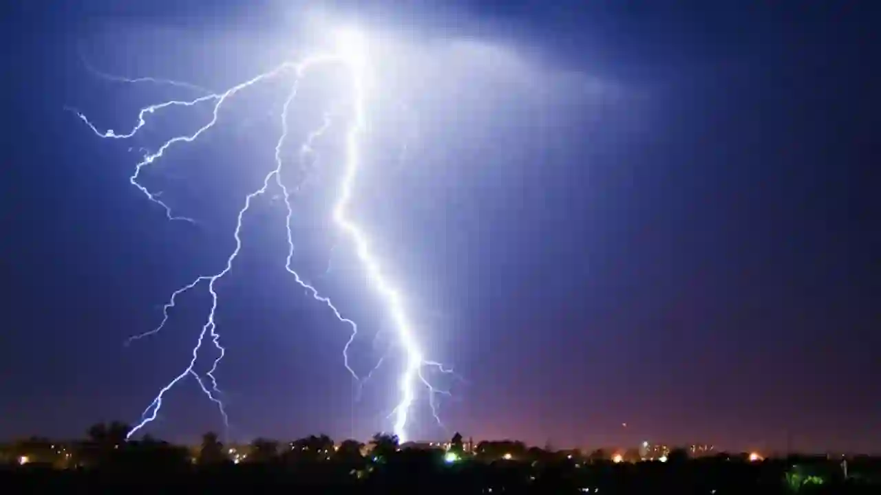 Severe Thunderstorms in the U.S. Triggers $34 Billion Insured Losses, Raising Climate Concerns (Photo: Fox 2 Detroit)