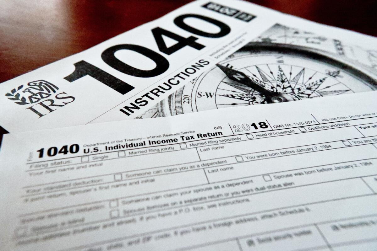 Filing of California tax returns is announced to be only until April 15. (Photo: Los Angeles Times)