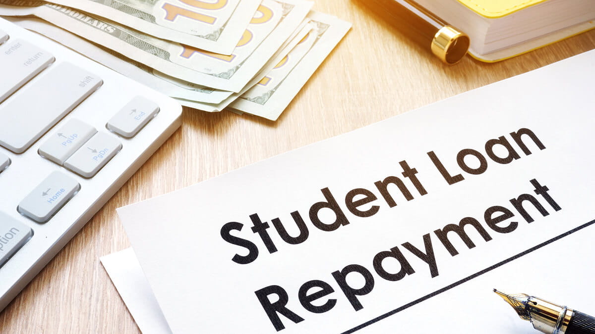 Funding for Illinois student loan repayment underway to keep more engineers in the city. (Photo: Walden University)